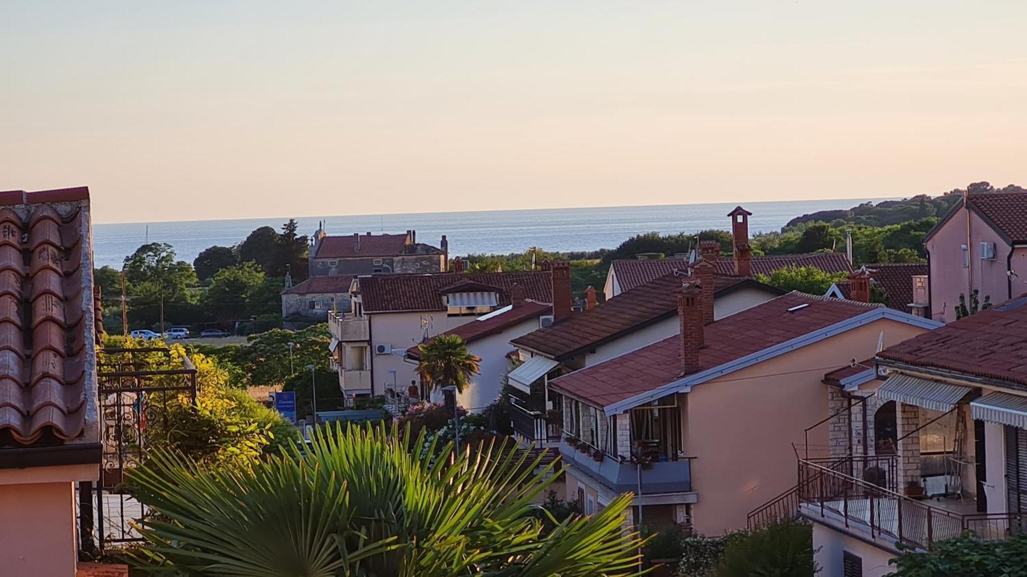 Apartments Kivi Novigrad Istria Exterior foto